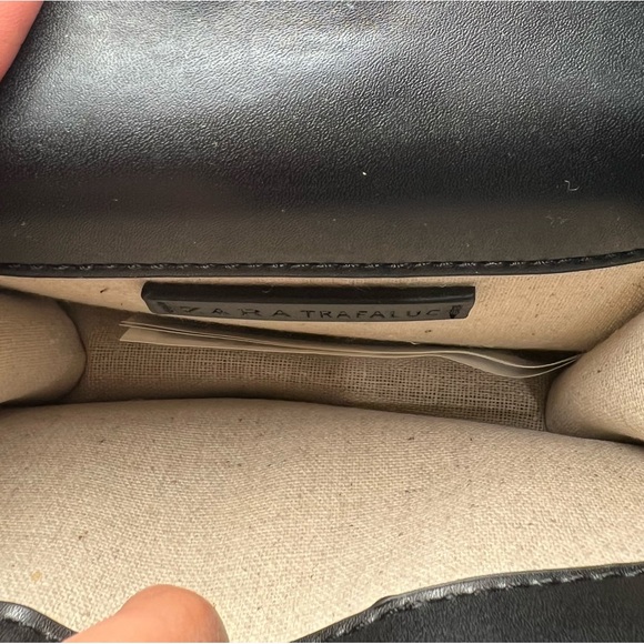 Zara Trafaluc Black Mini Cross Body Purse - Picture 5 of 6